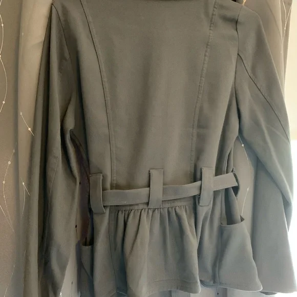 GUESS Belted Jacket - Picture 3 of 4